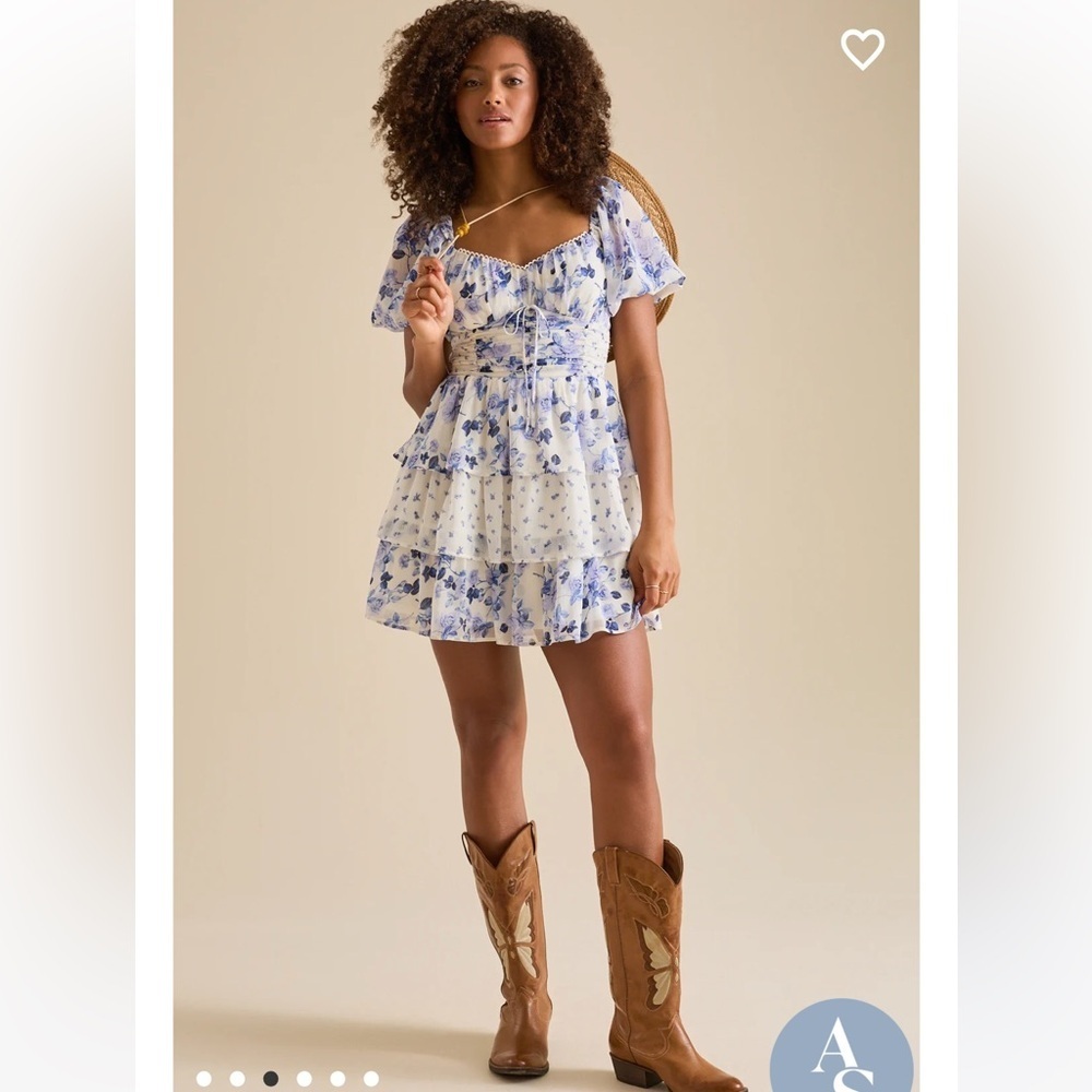 New with tags Altar’d State MIA Tiered Floral Mini Dress